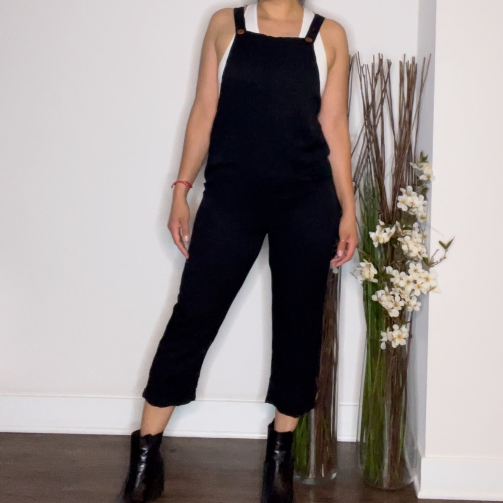 Small/med overalls cropped